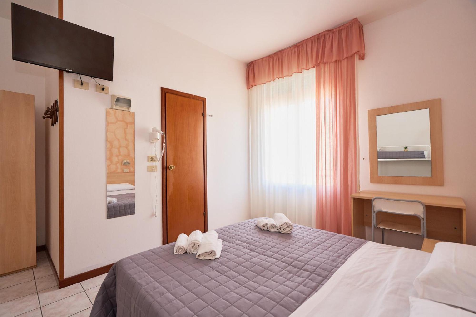 Hotel Jolanda Bellaria-Igea Marina Ngoại thất bức ảnh
